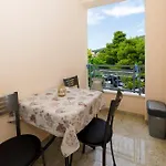 Alesa 3*