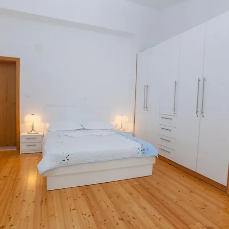 Guest house Alesa