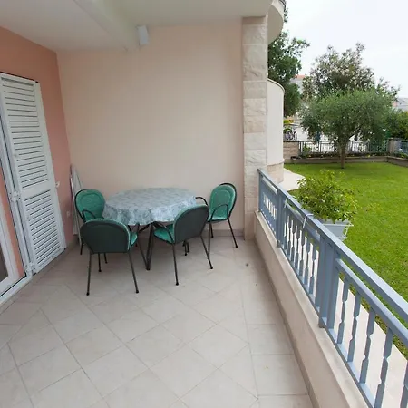 Alesa 4* Tučepi